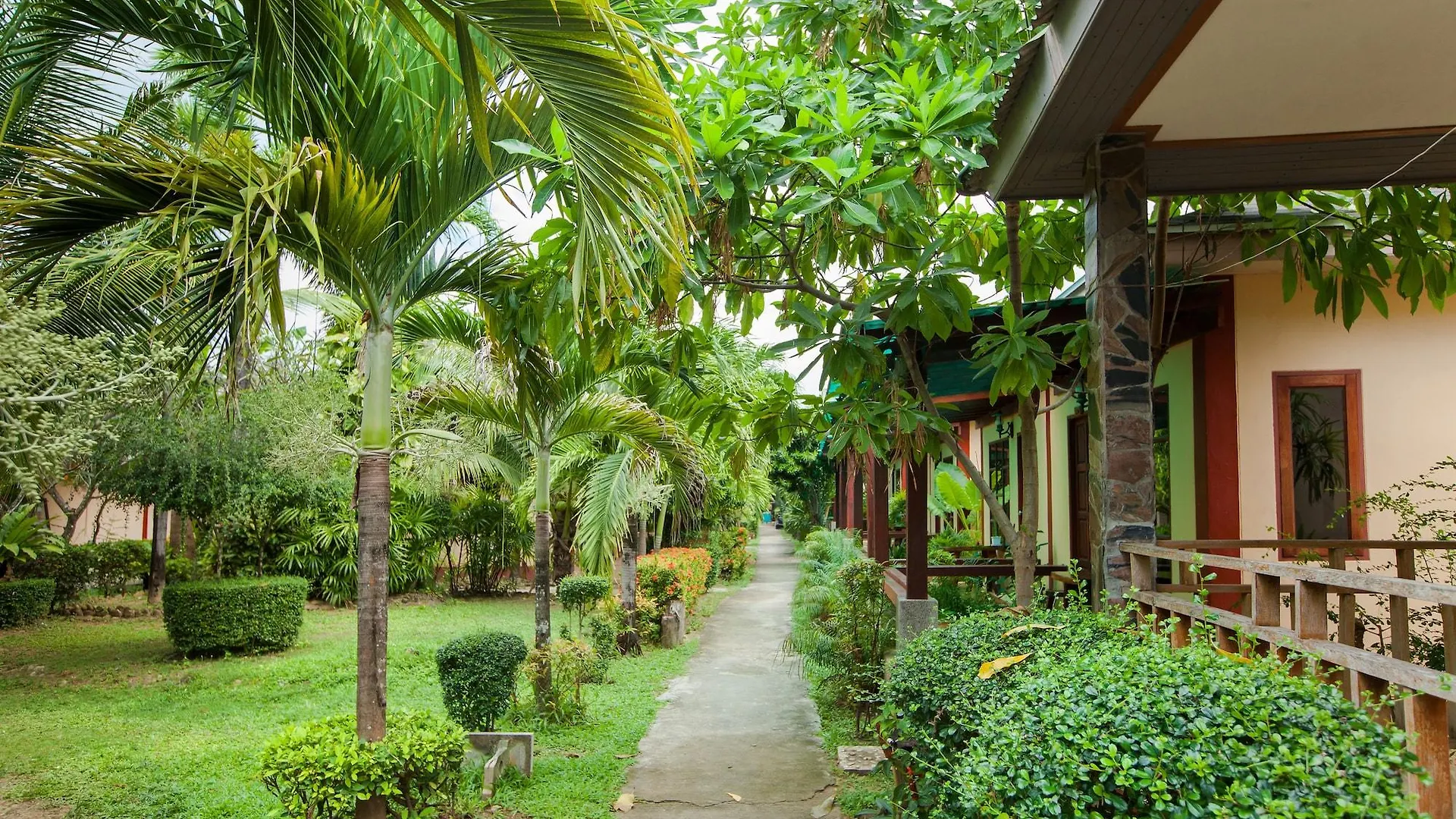 Lanta Riviera Beach Resort Ko Lanta