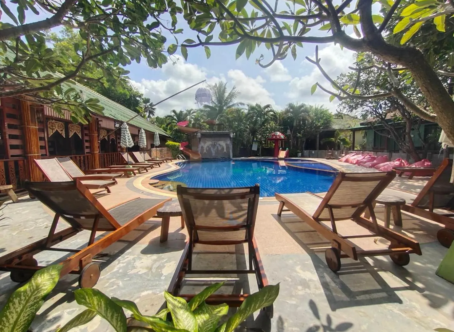Lanta Riviera Beach Resort Ko Lanta