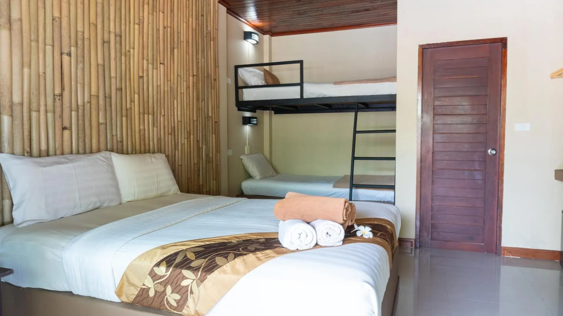 Lanta Riviera Beach Resort Ко-Ланта