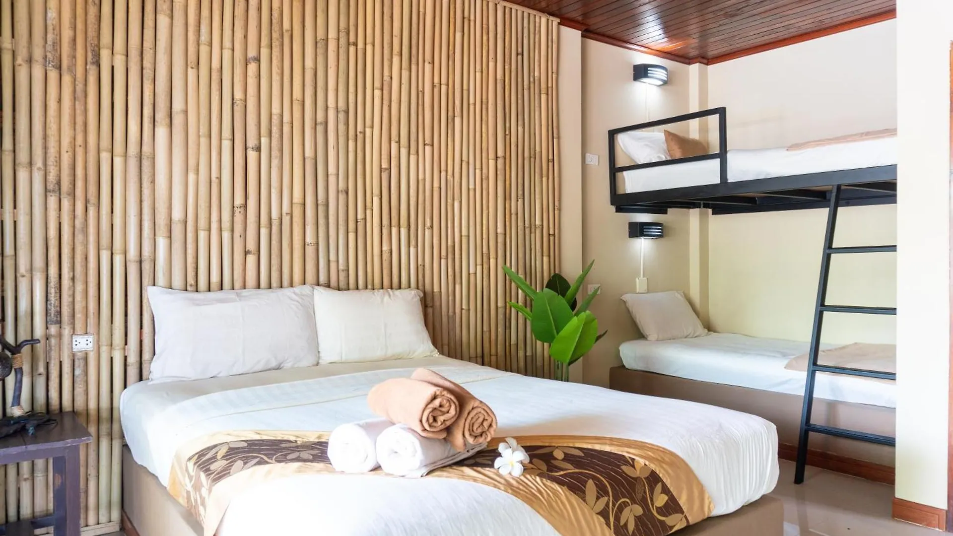 Lanta Riviera Beach Resort Ко-Ланта